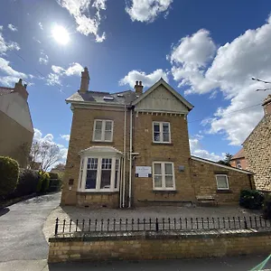 The-Old-Manse-Pickering-Bed-Breakfast-Exterior