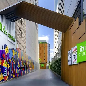 Ibis-Styles-Bangkok-Silom-Hotel-Amenities