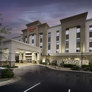 Hampton-Inn-Bryant-Exterior