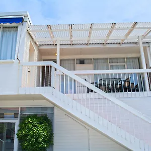 Alexander Motor Inn Exterior photo