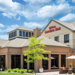 Hilton-Garden-Inn-Sioux-City-Riverfront-Exterior