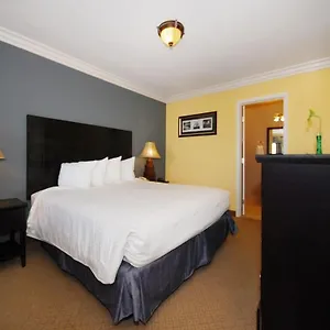 Solaire-Inn-Suites-Santa-Maria-Room