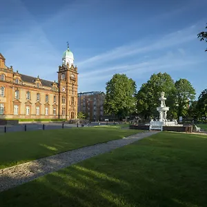 Clayton Hotel Ballsbridge Exterior photo