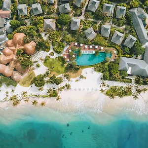 Saii-Phi-Phi-Island-Village-Exterior