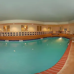 Comfort-Suites-Near-Hot-Springs-Park-Exterior