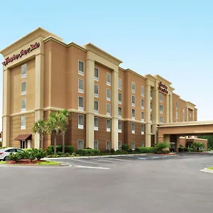 Hampton-Inn-Suites-Brunswick-Exterior