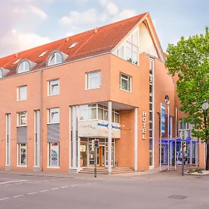 Hotel-Am-Schillerpark-Esslingen-am-Neckar-Exterior