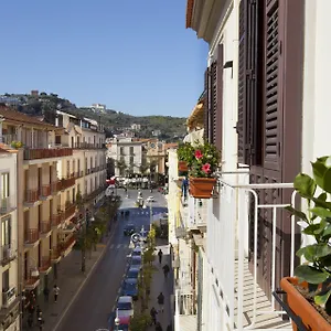 Sorrento Flats Exterior photo