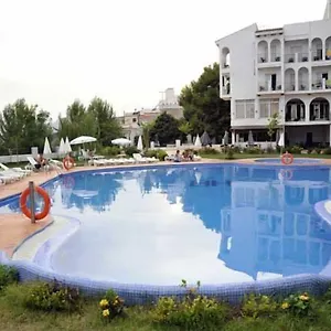 Hotel-Andalucia-Lanjaron-Swimming-Pool