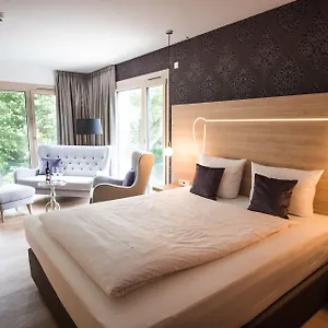 Parkhotel-Schillerhain-Kirchheimbolanden-Room