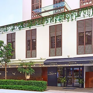 Nostalgia-Hotel-Singapore-Exterior