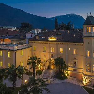 Villa Italia Luxury Suites And Apartments Skyline photo