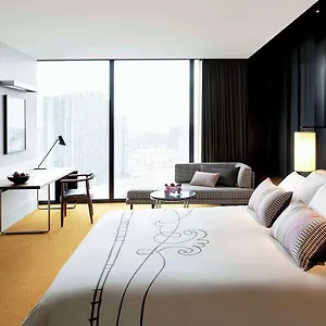 Crown Metropol Melbourne Room photo