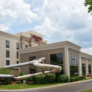 Hampton-Inn-Bermuda-Run-Advance-Exterior