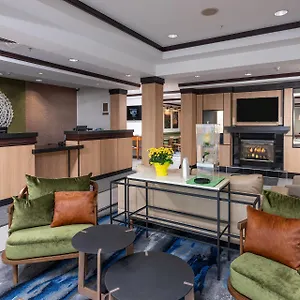 Fairfield-Inn-And-Suites-By-Marriott-New-Bedford-Room