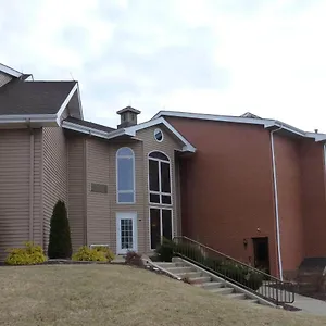 Inn-At-Mountainview-Greensburg-Exterior