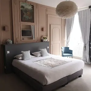 Hotel-Restaurants-Spa-Perier-Du-Bignon-Laval-Room