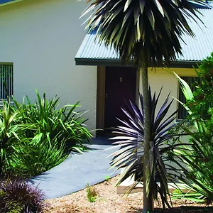 Parker-By-The-Sea-Villa-Batemans-Bay-Exterior
