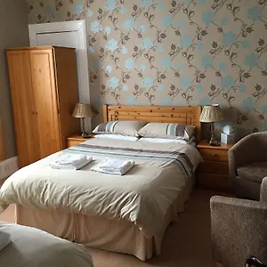 Heidl-Guest-House-Partner-With-Grampian-Hotel-Perth-Room