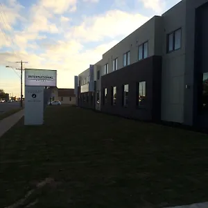 Horsham-International-Hotel-Exterior