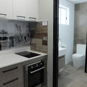 Barooga-River-Gums-Motor-Inn-Kitchen