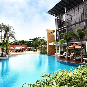 The-Lapa-Hua-Hin-Hotel-Exterior