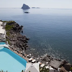 Hotel-Cincotta-Panarea-Exterior