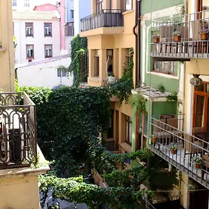 Chambers Of The Boheme Exterior photo