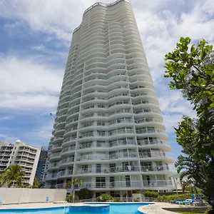 Burleigh-Surf-Apartments-Gold-Coast-Exterior