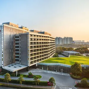 Crowne-Plaza-Shanghai-Xiayang-Lake-By-Ihg-Qingpu-Exterior