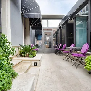 Hotel-Galija-Pula-Exterior