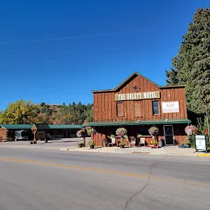 The-Hulett-Motel-Exterior