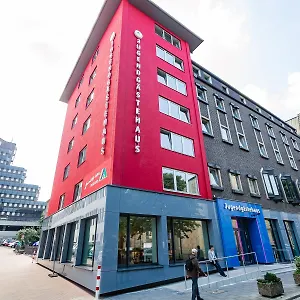 Djh Jugendgaestehaus Adolph Kolping Exterior photo