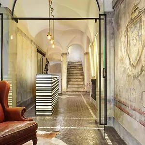 Relais-Orso-Hotel-Rome-Room