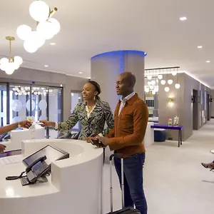 Novotel Cotonou Orisha People photo