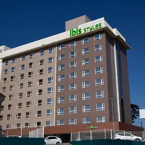 Ibis-Styles-Curitiba-Aeroporto-Hotel-Sao-Jose-dos-Pinhais-Exterior