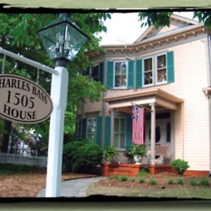 Charles-Bass-House-Bed-Breakfast-South-Boston-Exterior