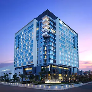 Doubletree-By-Hilton-Jakarta-Kemayoran-Exterior