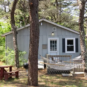 The-EvenTide-Motel-Wellfleet-Exterior
