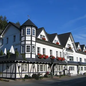Landhotel-Menke-Brilon-Exterior