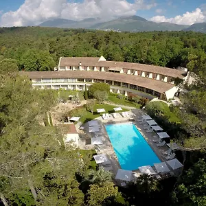 Hotel-Restaurant-La-Vague-De-Saint-Paul-Skyline
