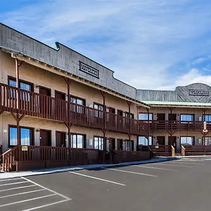 Quality-Inn-Bryce-Canyon-Panguitch-Exterior