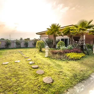 Martina-Hotel-Surin-Exterior