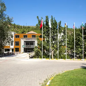 Spilos-Hotel-Manisa-Exterior