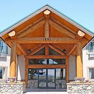 Cody-Legacy-Inn-Suites-Exterior