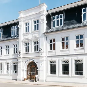 Hotel-Lidenlund-Lemvig-Exterior