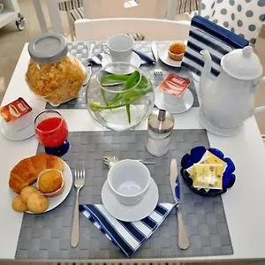 Bed-Breakfast-Agli-Horti-Sallustiani-Rome-Food