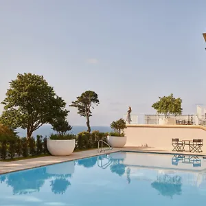 Fowey-Hall-Hotel-Swimming-Pool