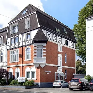 Hotel-Friederike-Muelheim-an-der-Ruhr-Exterior