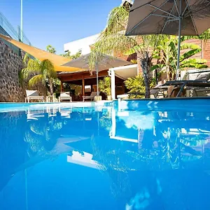 Le-Kerveguen-Hotel-Saint-Gilles-Les-Bains-Amenities